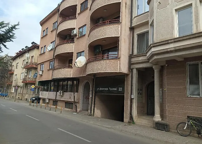 Splendid One Bedroom Urban Haven *